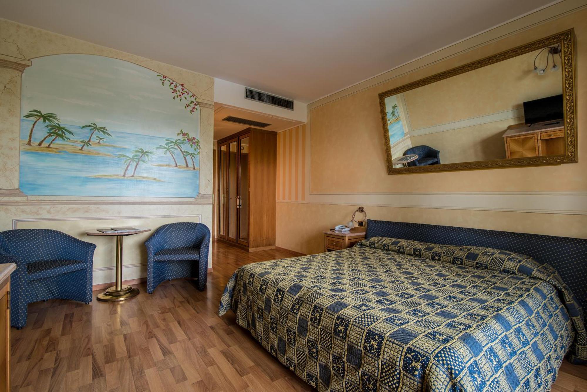 Hotel Porta Del Sole Soiano Del Lago Esterno foto