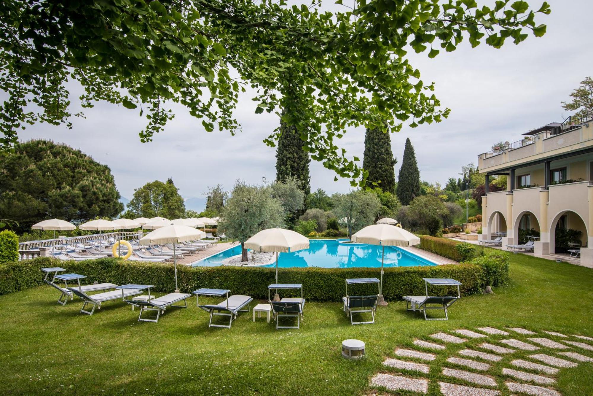 Hotel Porta Del Sole Soiano Del Lago Esterno foto