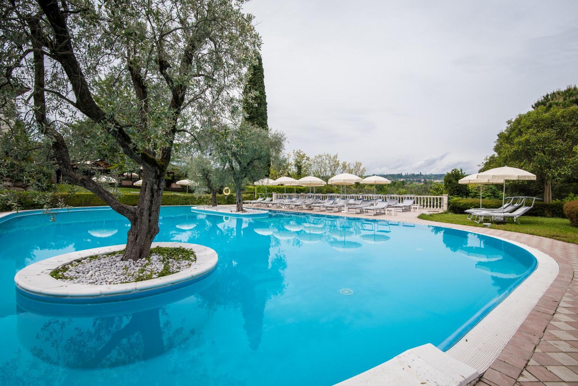 Hotel Porta Del Sole Soiano Del Lago Esterno foto