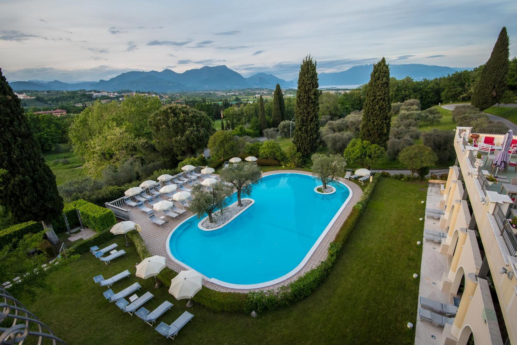 Hotel Porta Del Sole Soiano Del Lago Esterno foto