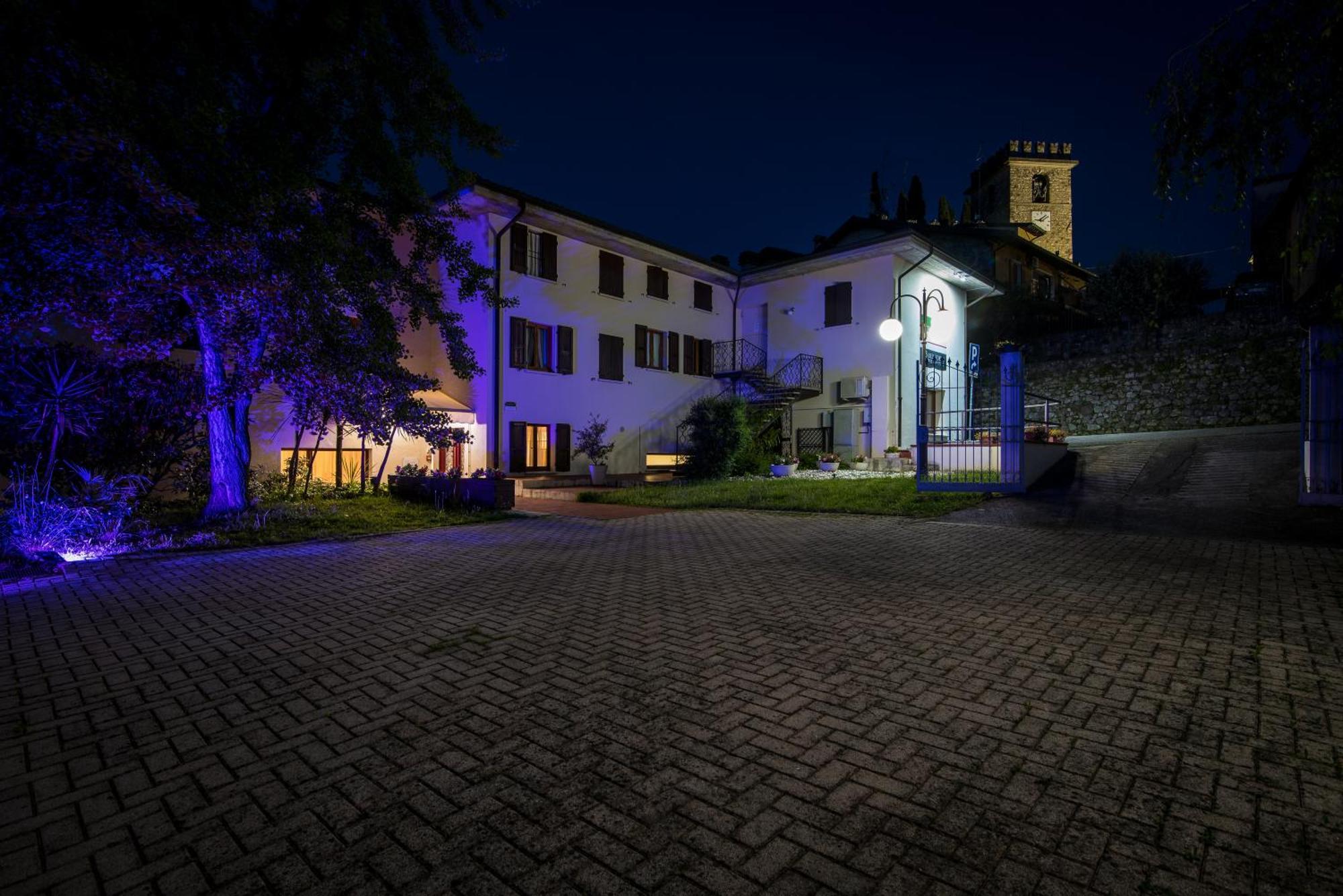 Hotel Porta Del Sole Soiano Del Lago Esterno foto