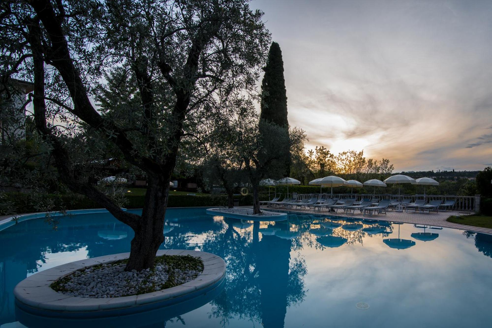 Hotel Porta Del Sole Soiano Del Lago Esterno foto