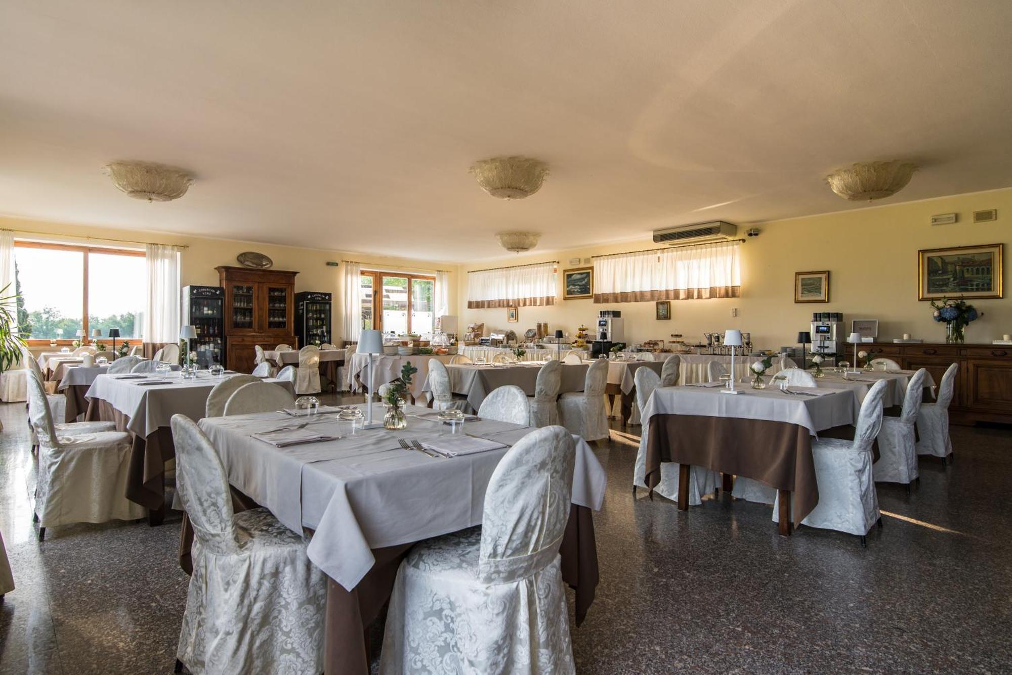 Hotel Porta Del Sole Soiano Del Lago Esterno foto
